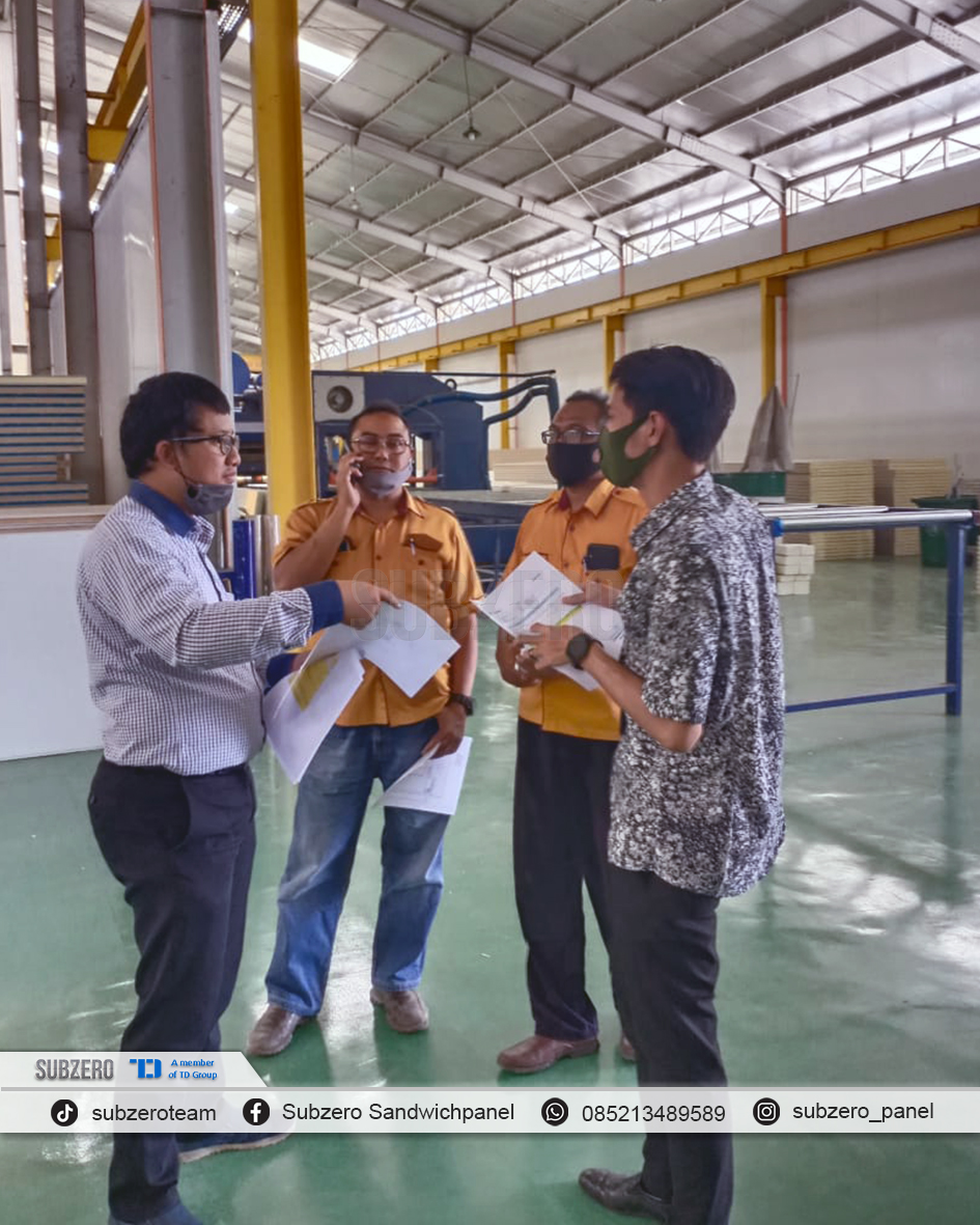 Image - Gallery - Kunjungan Pabrik Subzero - Subzero | Pre Insulated Sandwich Panel