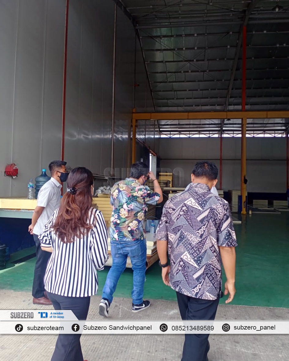 Image - Gallery - Customer Phoebe kunjungan pabrik - Subzero | Pre Insulated Sandwich Panel